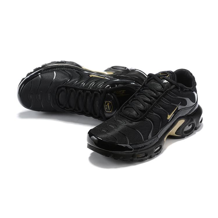 AIR MAX PLUS TN ‘BATMAN’